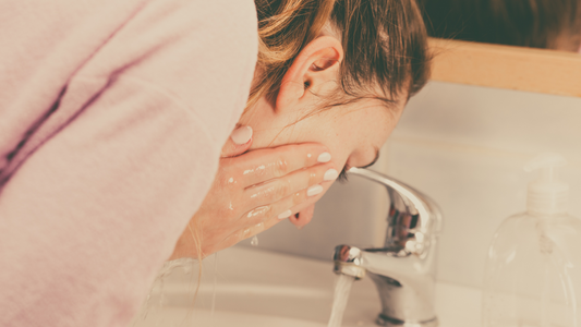 How To Wash Your Face Like It’s 2022: Simple Steps To Clean Healthy Skin